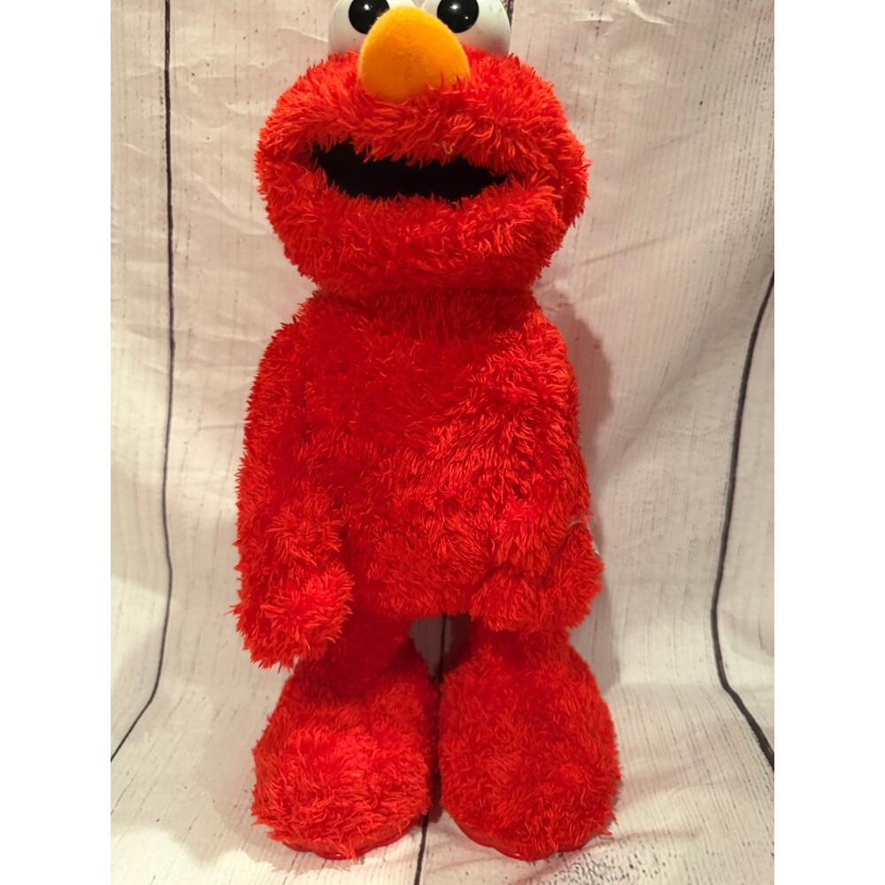 Fisher Price TMX Tickle Me Elmo Interactive